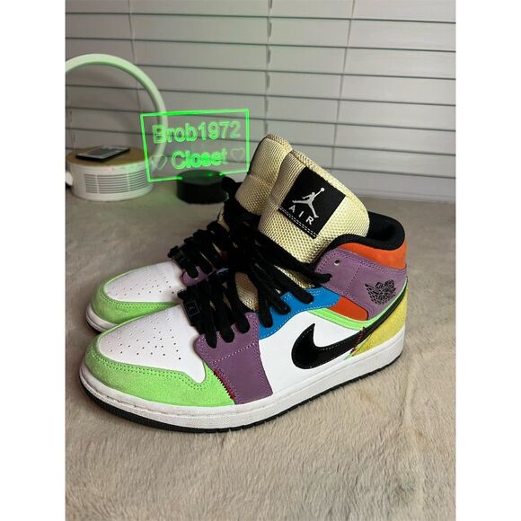 Nike Shoes - Nike Air Jordan 1 Mid SE Women's Multicolor Sneakers Size 9